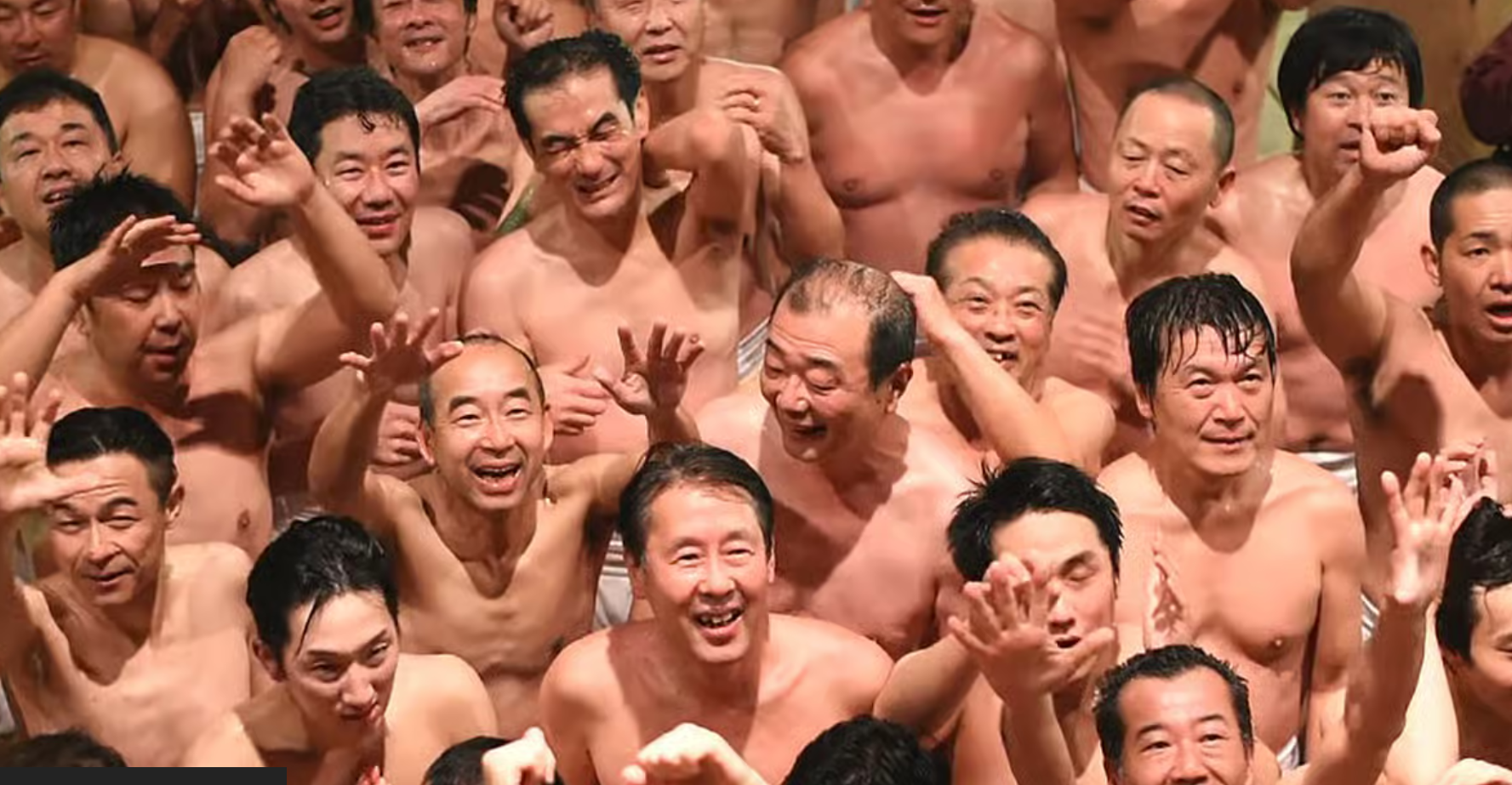 Xô đẩy tại “lễ hội khỏa thân” ở Nhật Bản khiến một số người nhập viện- Ảnh 2.