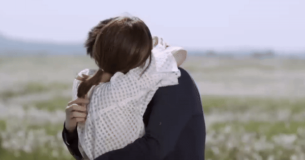 Nam diễn viên phim giờ vàng số hưởng nhất: Hẹn hò Hoa hậu đẹp nhất showbiz, nay cưới vợ đại gia thu nhập 610 tỷ đồng/năm y2 1768319800625786169166 0 0 318 607 crop 1768319814095850318580gifpng