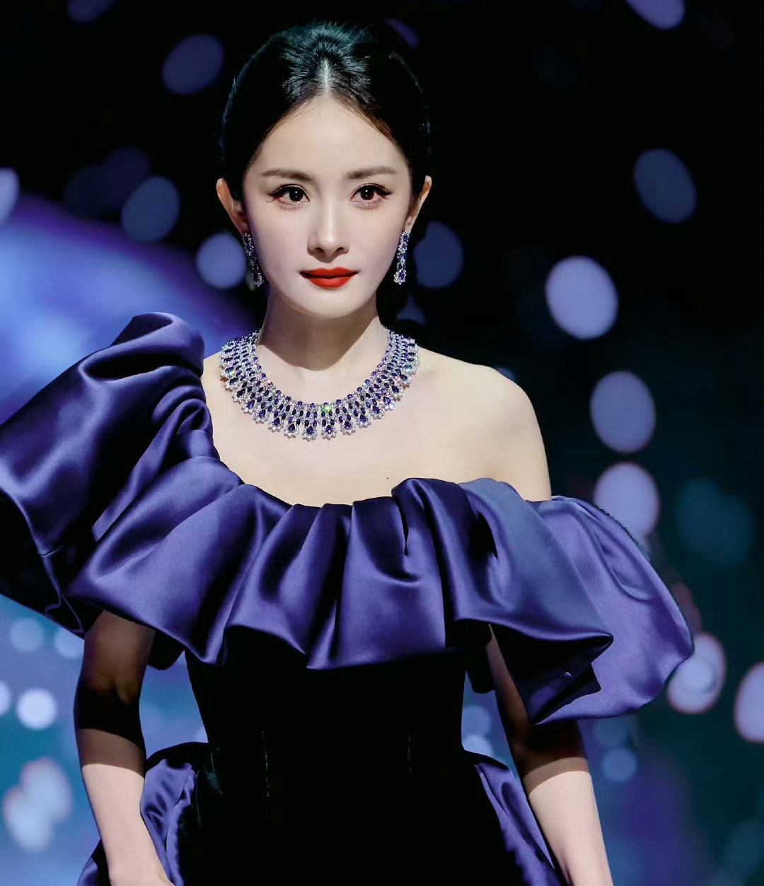 Mỹ nhân đẹp nhất Đêm hội Weibo: Thần thái cao sang như dát vàng lên mặt, đỉnh phát hờn luôn đấy- Ảnh 9.