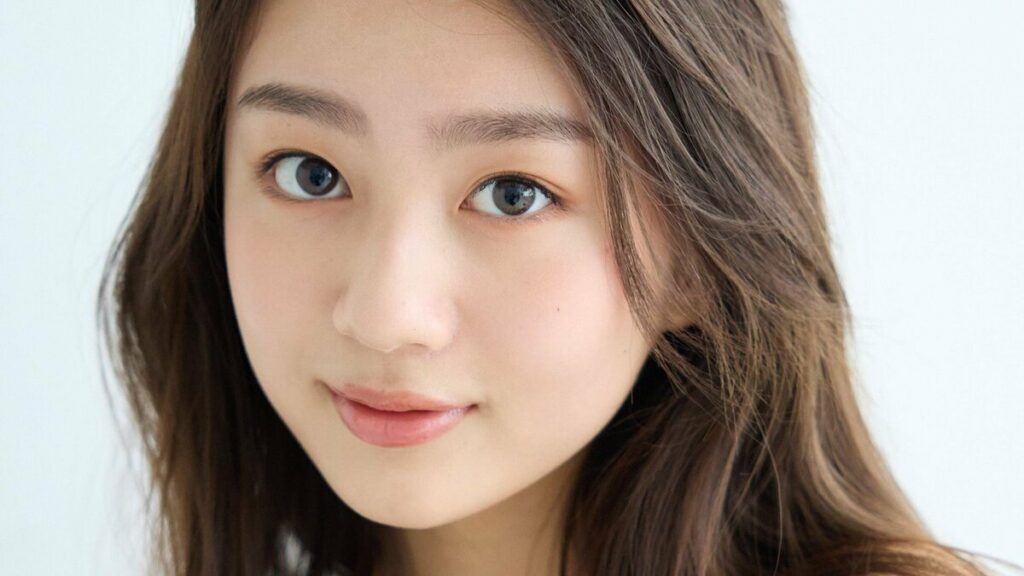 Mỹ nhân 16 tuổi bị