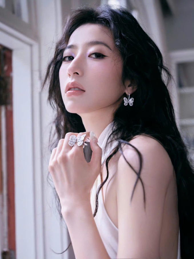 Nữ diễn viên trẻ mất tích trong chuyến du lịch Trung Đông, bạn bè cầu cứu- Ảnh 4.