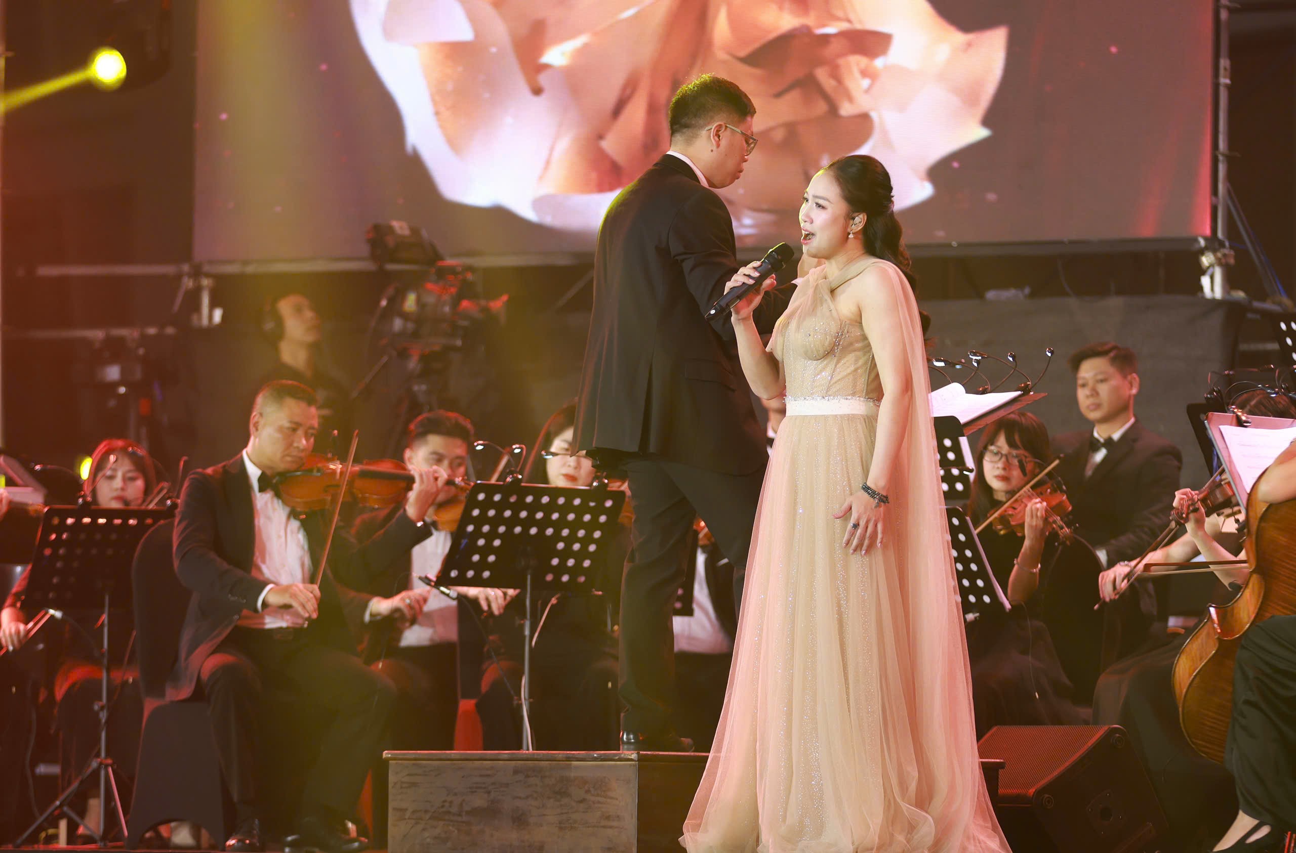 500 vũ công dancesport xác lập kỷ lục mới - 11