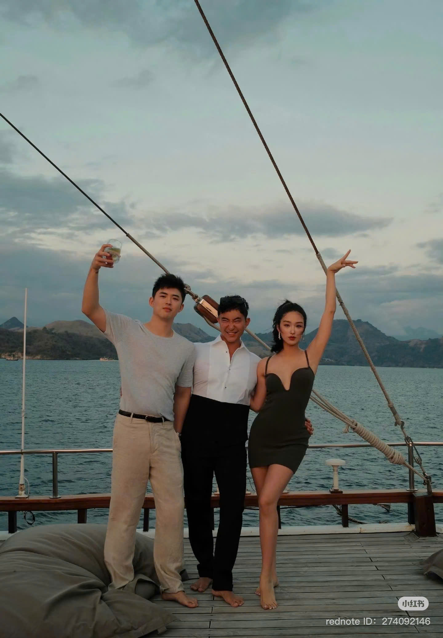 Mỹ nhân 92 sinh con cho thiếu gia tập đoàn được nhà chồng chấp thuận, khoe ảnh đón Tết trong dinh thự xa hoa- Ảnh 6.