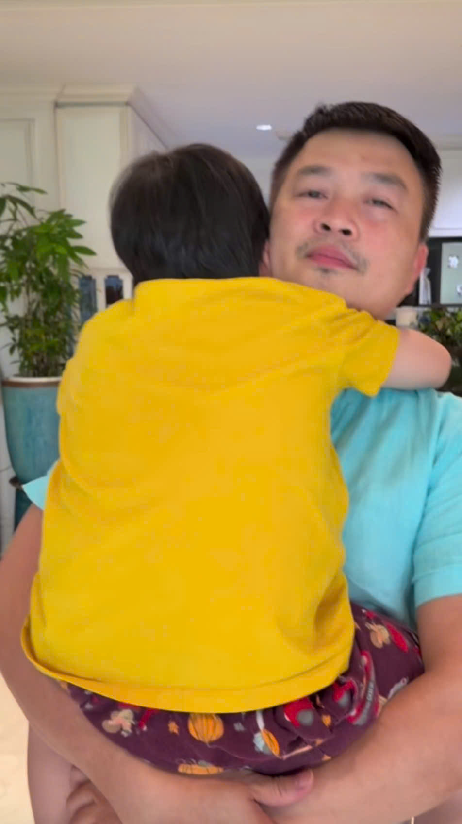 Diễn viên Lê Khánh nói chồng: