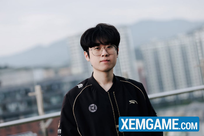 LMHT: Zeus nhớ lại drama chuyển nhượng 1 năm trước – trách “video ngắn sai lệch” zeus on the t1 hle transfer dram