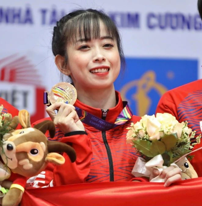 "Hoa khôi Taekwondo" tung ảnh bikini quyến rũ, khác xa vẻ mạnh mẽ trên sàn đấu