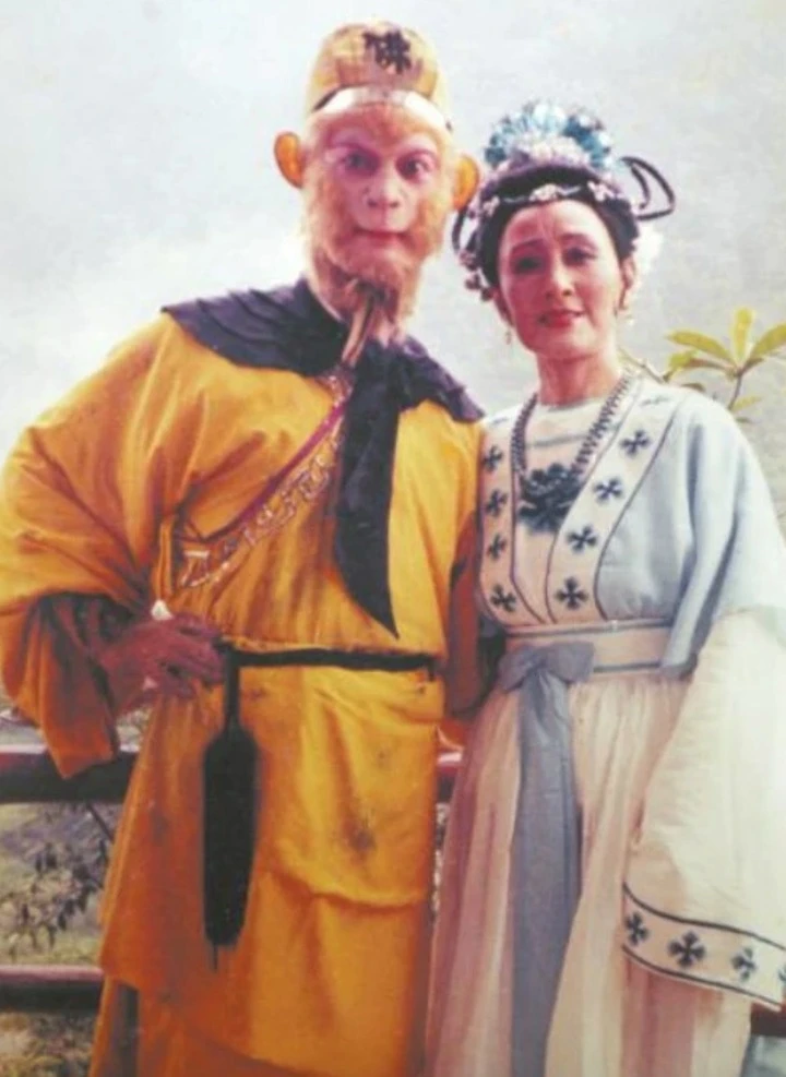 "Lê Sơn lão mẫu" Tây du ký: Đi du lịch vẫn xin đóng vai, là bạn thân Tôn Ngộ Không "Lê Sơn lão mẫu" Tây du ký: Đi du lịch vẫn xin đóng vai, là bạn thân Tôn Ngộ Không