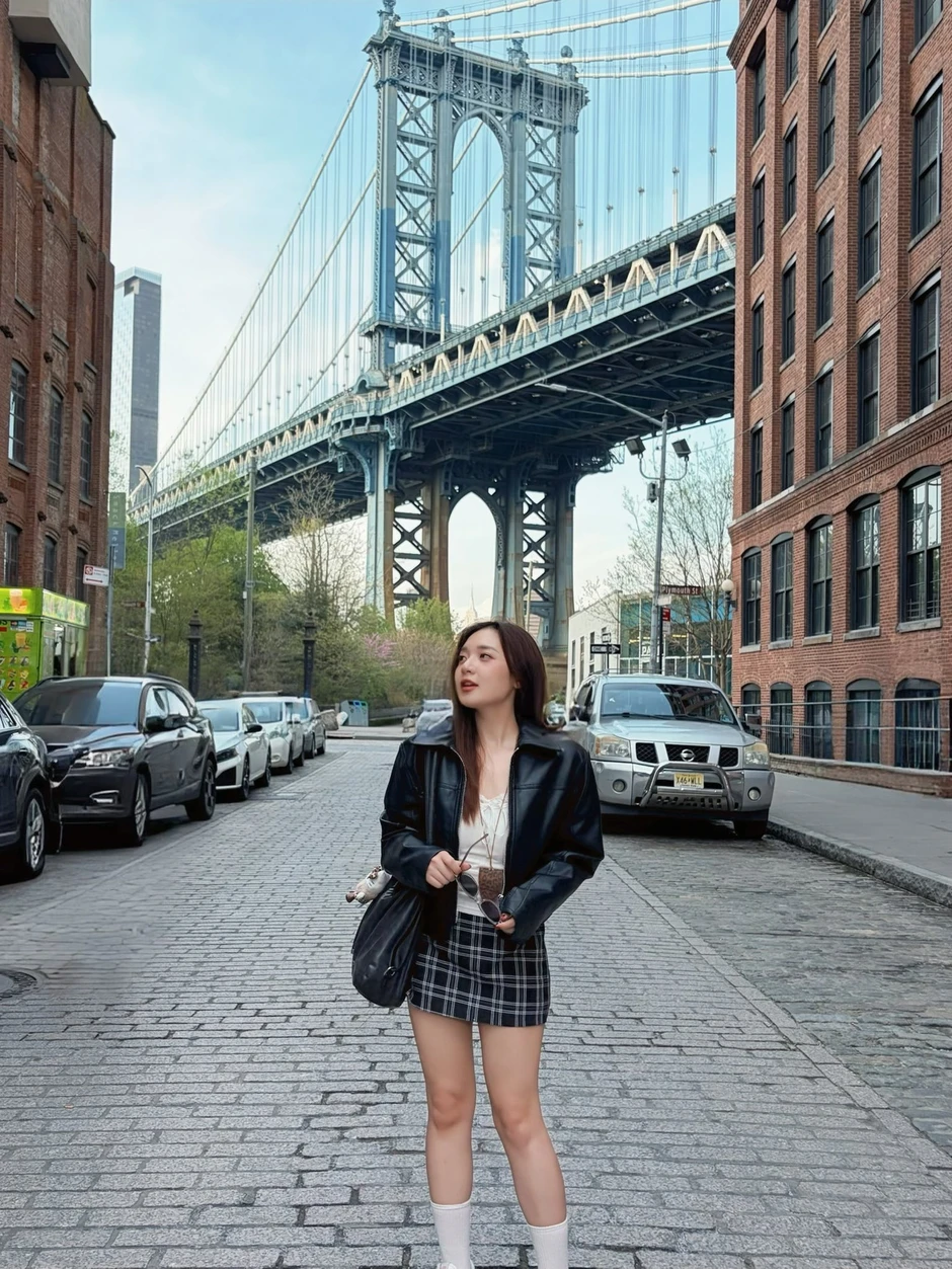 "Xả ảnh" du học trời Tây, MC Phương Thảo khiến fan nhung nhớ, liên tục "réo tên" trở về Việt Nam