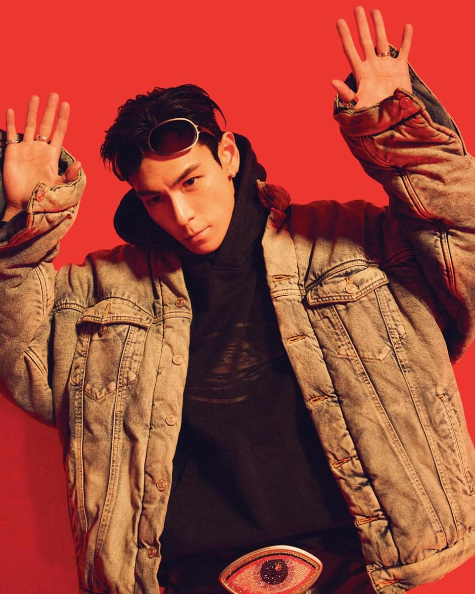 1 động thái của G-DRAGON khiến làng nhạc dậy sóng, thể hiện rõ thái độ với T.O.P 1 động thái của G-DRAGON khiến làng nhạc dậy sóng, thể hiện rõ thái độ với T.O.P