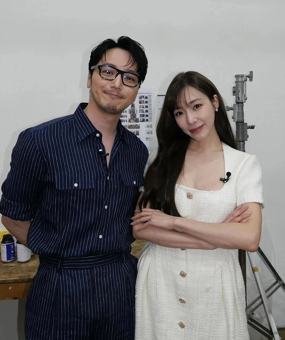 1 thành viên SNSD khóc lóc van xin Tiffany đừng cưới tài tử bị phốt thao túng tâm lý