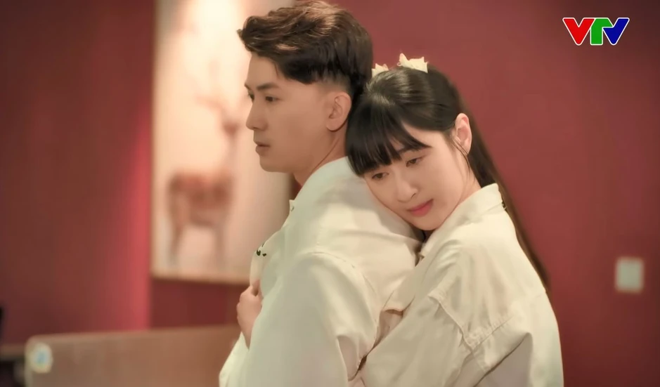 2 cô gái tên Trang đang khiến netizen tức điên