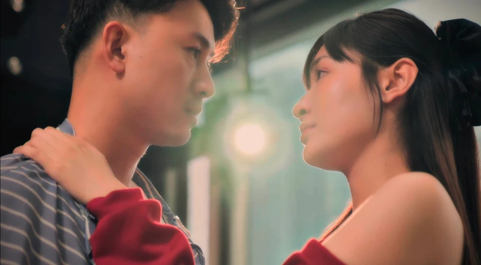 2 cô gái tên Trang đang khiến netizen tức điên