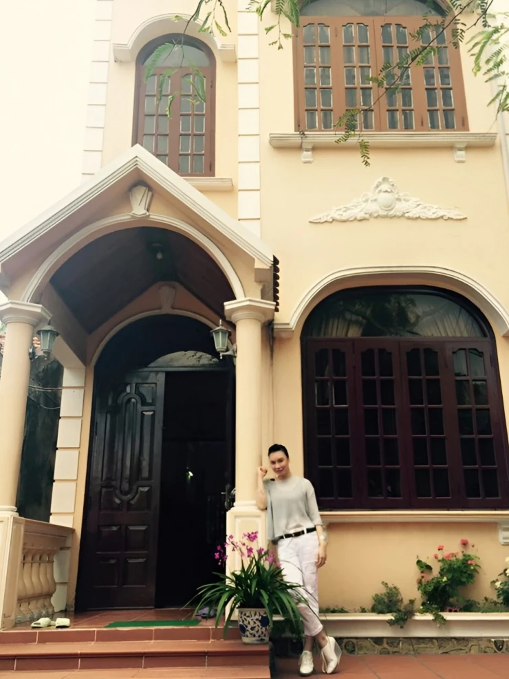 3 căn biệt thự từ Nam ra Bắc của Hồ Quỳnh Hương
