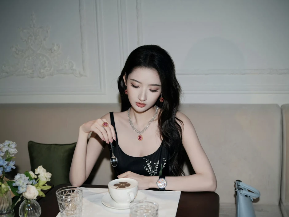 4 mỹ nhân hợp đóng tiểu thư hào môn nhất Trung Quốc: Cao quý sang chảnh từ phim đến đời, không cần phải diễn