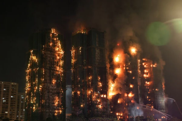 5 tháng sau vụ cháy chung cư Hong Kong (Trung Quốc), 6.000 cư dân cuối cùng cũng được trở về nhà