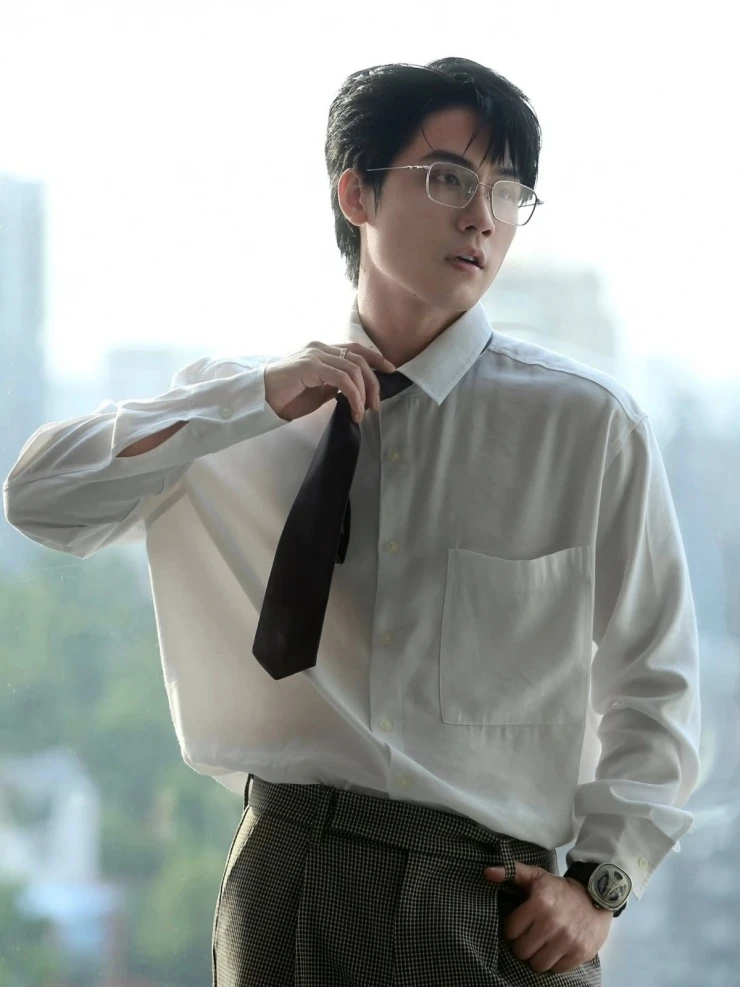 5 trai đẹp hơn hoa được mệnh danh nam thần mới của điện ảnh Việt