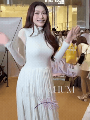 Á hậu Chế Nguyễn Quỳnh Châu vừa sinh con 3 ngày đã đi sự kiện? Á hậu Chế Nguyễn Quỳnh Châu vừa sinh con 3 ngày đã đi sự kiện?