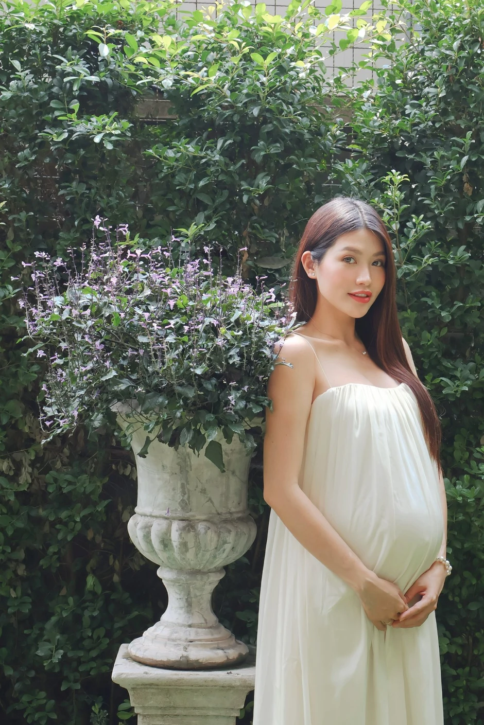 Á hậu Chế Nguyễn Quỳnh Châu vừa sinh con 3 ngày đã đi sự kiện? Á hậu Chế Nguyễn Quỳnh Châu vừa sinh con 3 ngày đã đi sự kiện?