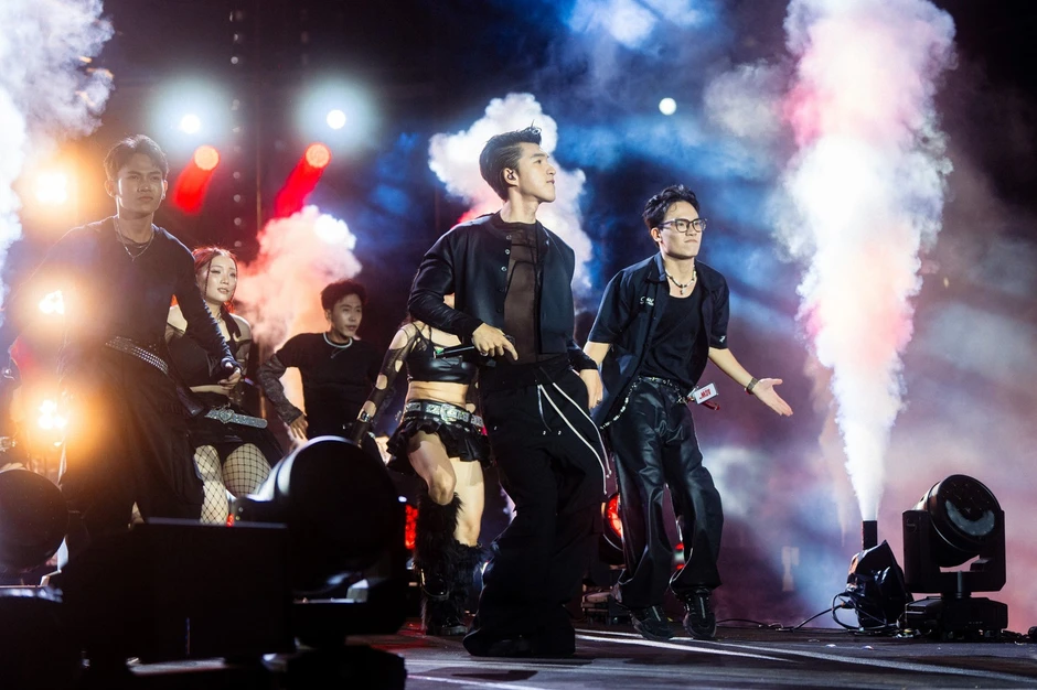 Ai thăng tiến thần tốc như HIEUTHUHAI