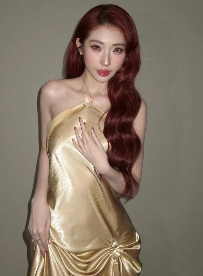 Ảnh sao 17/4: Phương Oanh gọi cặp song sinh là phụ bếp nhí bất ổn