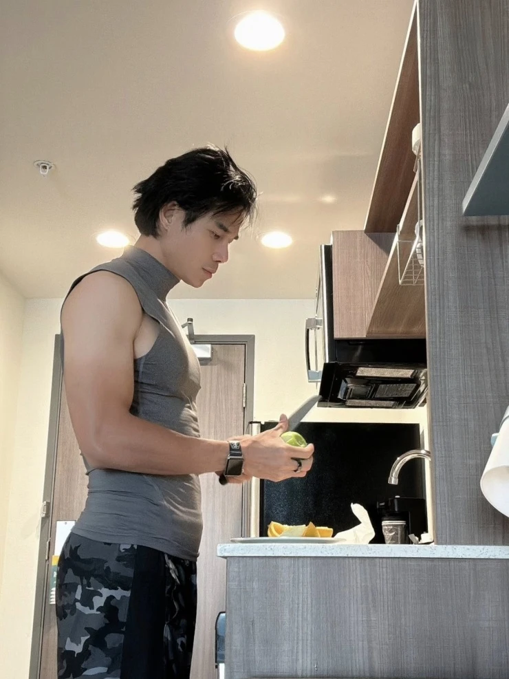 Ảnh sao 8/4: Thanh Mai thăm biệt thự 1.000 m2 của Giáng My Ảnh sao 8/4: Thanh Mai thăm biệt thự 1.000 m2 của Giáng My