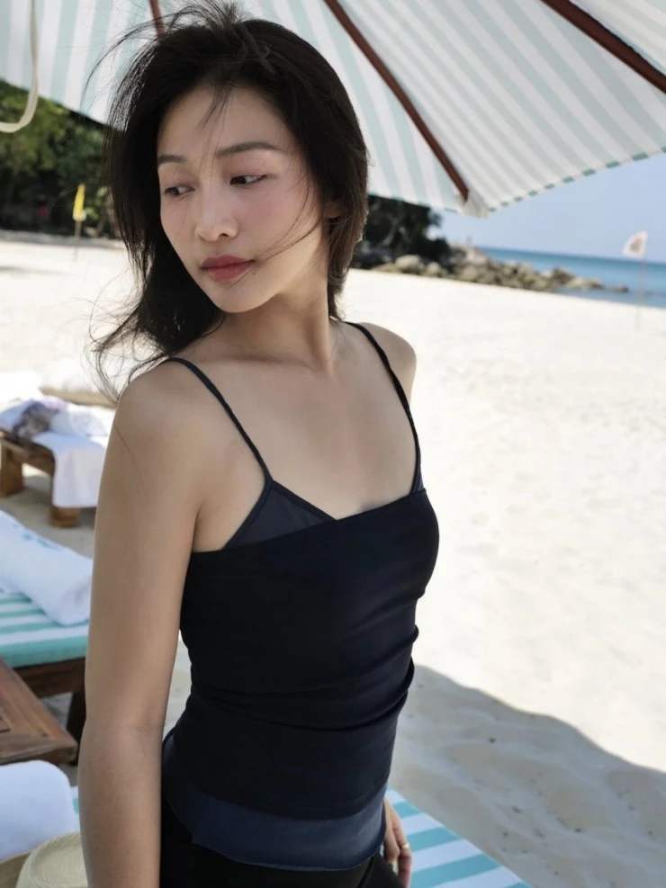 Ảnh sao 8/4: Thanh Mai thăm biệt thự 1.000 m2 của Giáng My Ảnh sao 8/4: Thanh Mai thăm biệt thự 1.000 m2 của Giáng My