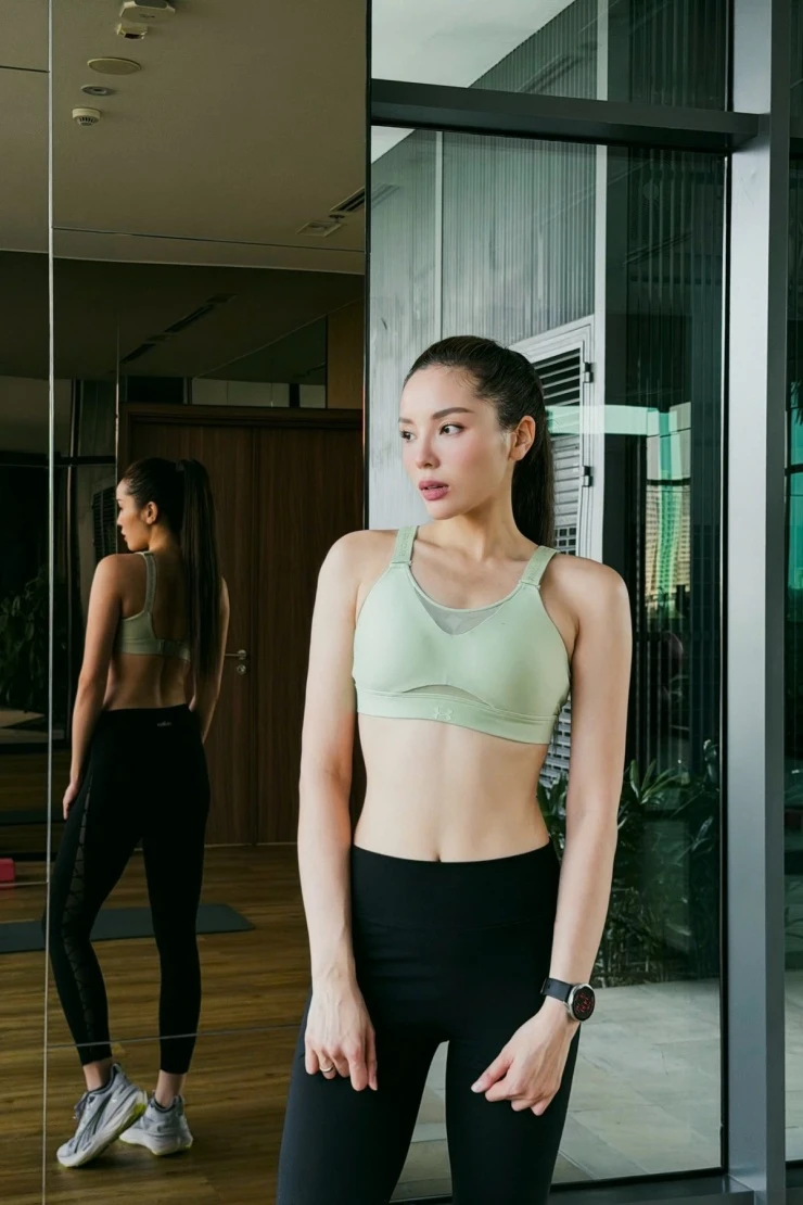 Ảnh sao 9/4: Lê Phương kỷ niệm 10 năm gặp ông xã kém tuổi Ảnh sao 9/4: Lê Phương kỷ niệm 10 năm gặp ông xã kém tuổi