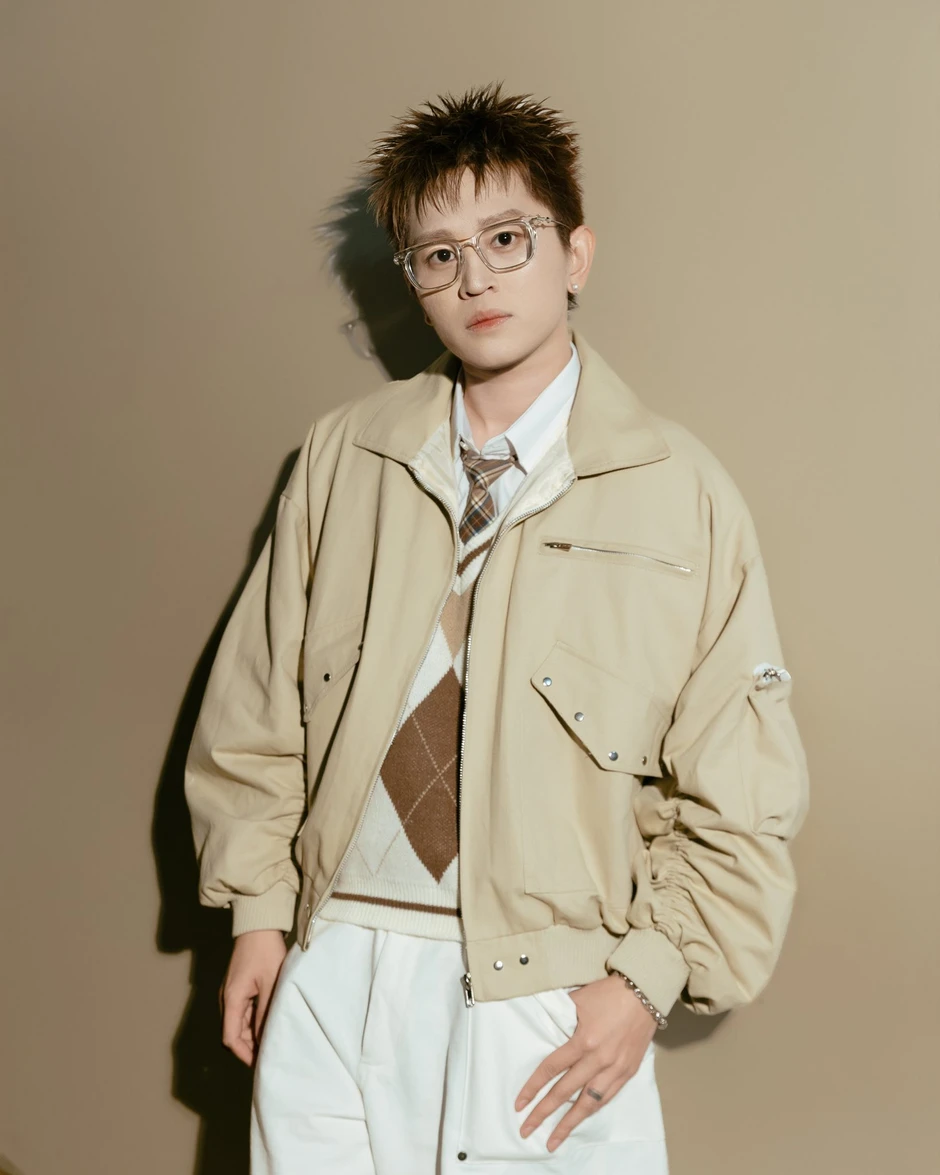 B Ray cần nhiều hơn thay vì những lời xin lỗi