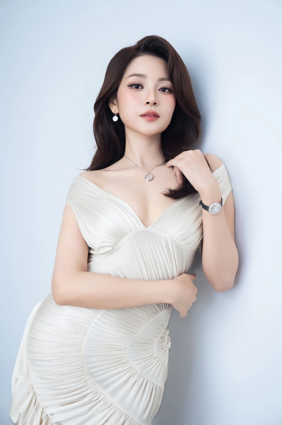 Bản sao Angela Phương Trinh thay đổi hoàn toàn, lột xác gợi cảm