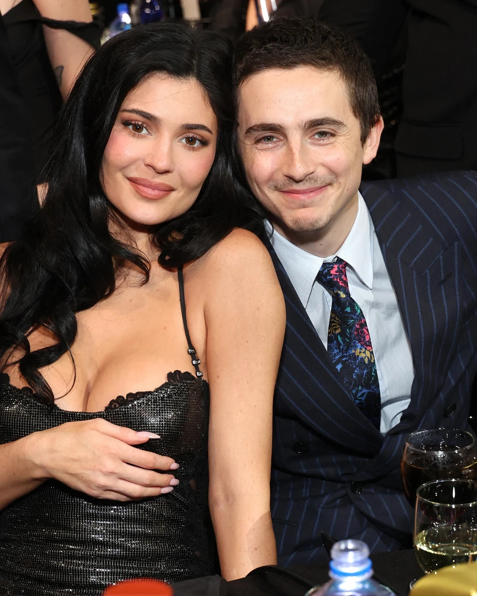 Bạn trai Kylie Jenner yêu cầu đầu bếp riêng nấu 3 thực đơn mỗi sáng nhưng chỉ "ăn một - bỏ hai", bị chỉ trích phí phạm