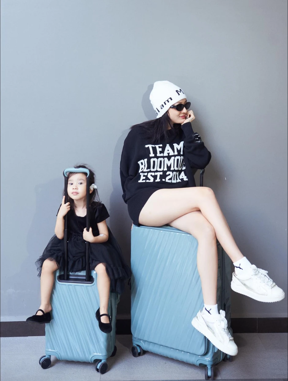 Bảo Anh từng tự trừng phạt vì làm mẹ đơn thân: "Mong con sẽ không mặc cảm hay giận dữ"