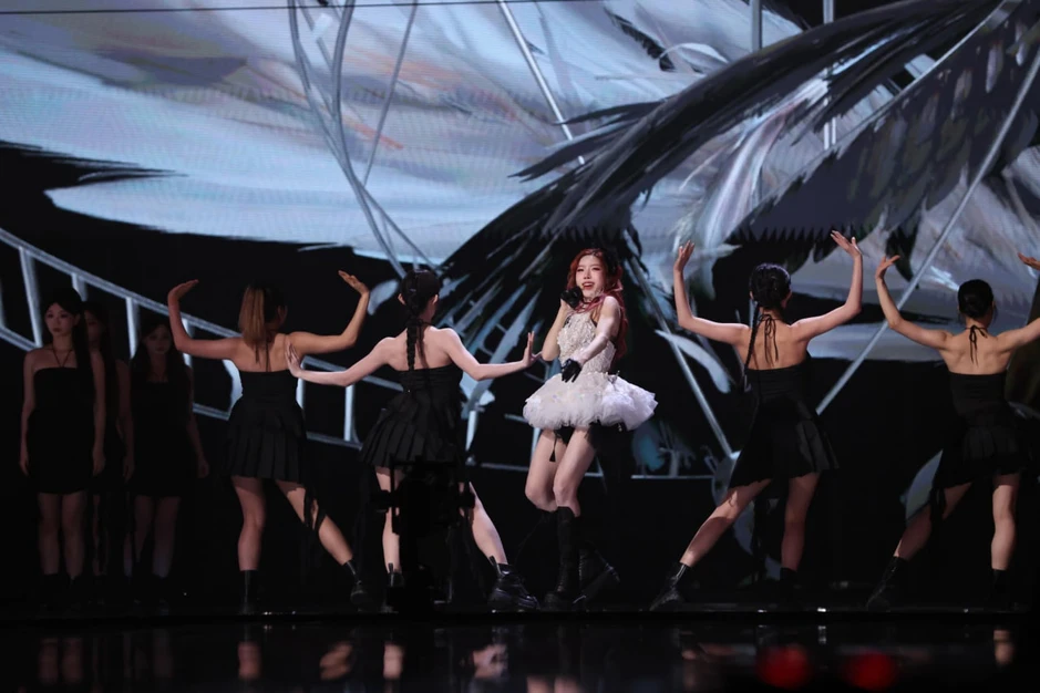 Báo Trung gọi Trang Pháp là nhân tố thành công của Đạp Gió Báo Trung gọi Trang Pháp là nhân tố thành công của Đạp Gió