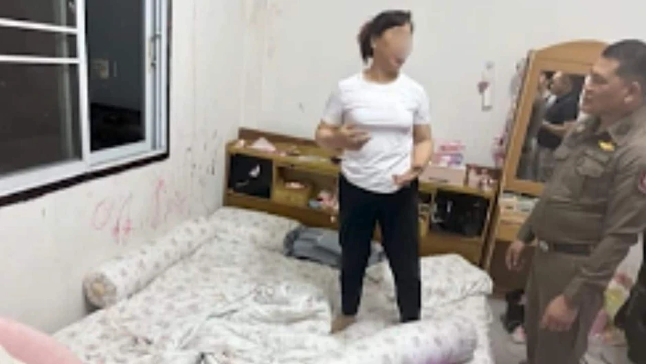 Bé gái 7 tuổi bị mẹ ruột sát hại, hiện trường và lời biện minh của thủ phạm khiến nhiều người phẫn nộ Bé gái 7 tuổi bị mẹ ruột sát hại, hiện trường và lời biện minh của thủ phạm khiến nhiều người phẫn nộ