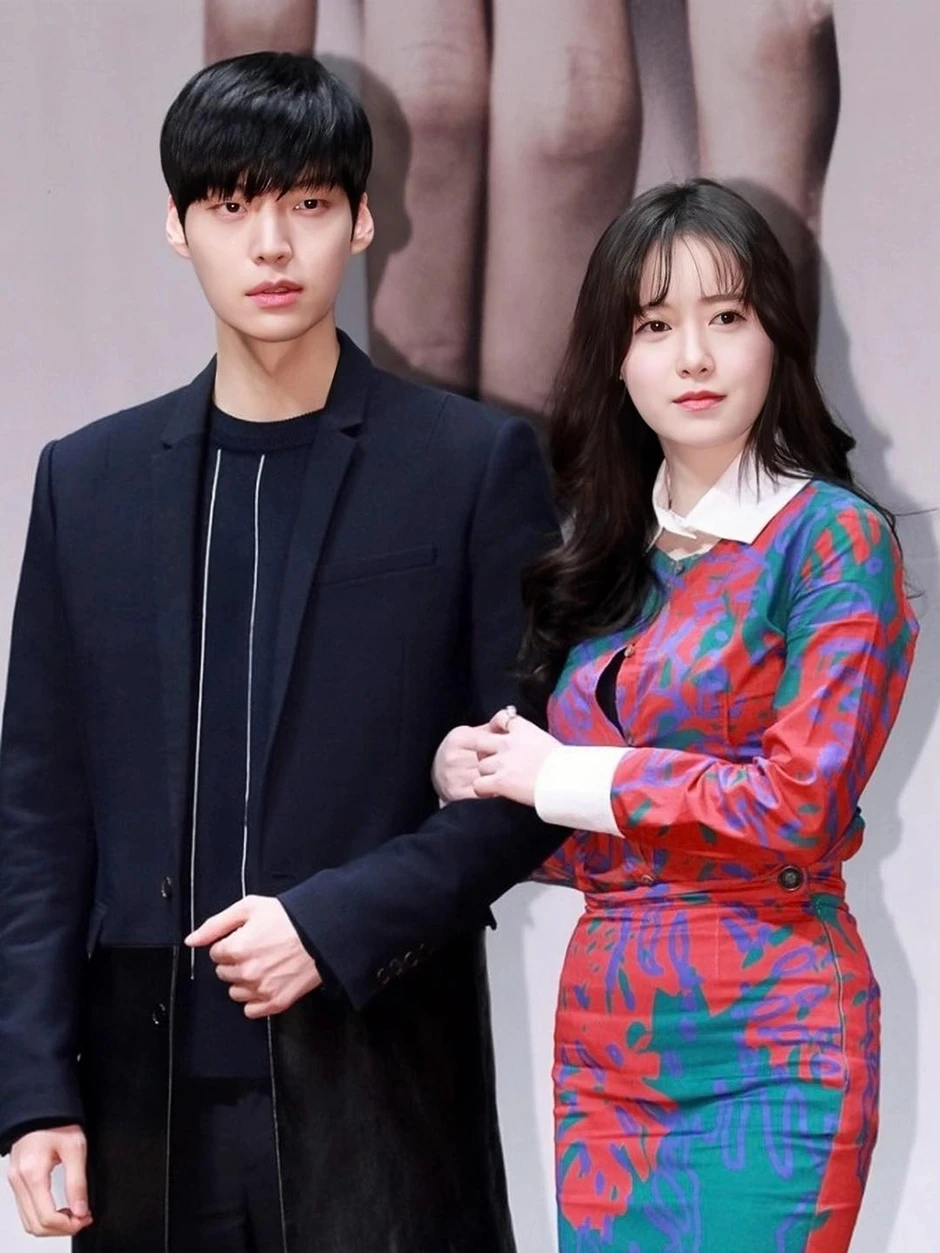 Bí mật hôn nhân của Goo Hye Sun - Ahn Jae Hyun khiến tình cũ Hyun Bin sốc tại chỗ