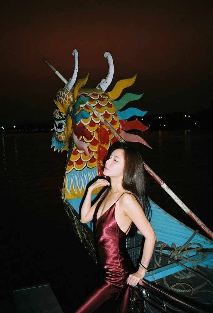 Bích Phương - Tăng Duy Tân công khai hẹn hò Bích Phương - Tăng Duy Tân công khai hẹn hò