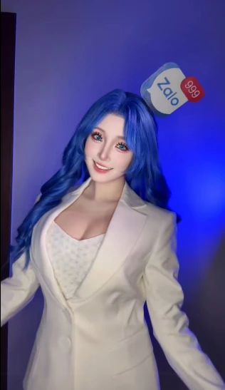 Biến hình thành... "Zalo", nữ coser khiến người xem choáng với ý tưởng "độc lạ" Biến hình thành... "Zalo", nữ coser khiến người xem choáng với ý tưởng "độc lạ"