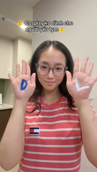 Biến hình thành... "Zalo", nữ coser khiến người xem choáng với ý tưởng "độc lạ" Biến hình thành... "Zalo", nữ coser khiến người xem choáng với ý tưởng "độc lạ"