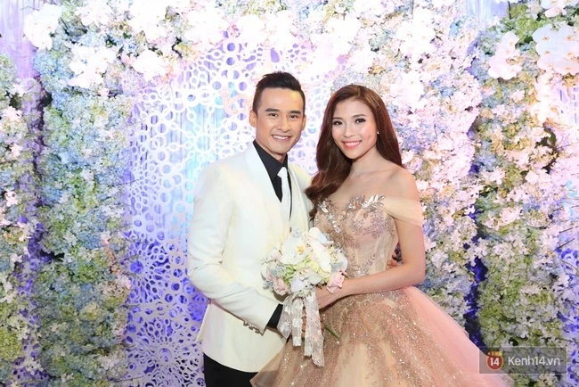 Bóng Ma Hạnh Phúc xài chùa ảnh cưới của cặp đôi nổi tiếng