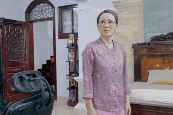 Bóng Ma Hạnh Phúc xài chùa ảnh cưới của cặp đôi nổi tiếng