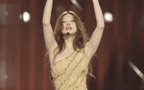 Bùi Lan Hương có khoảnh khắc “hoá thần” hot thoát vòng, đẹp chấp hoa hậu