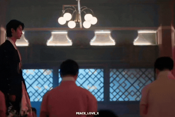 Byeon Woo Seok là mỹ nam mặc đẹp nhất Hàn Quốc 2026