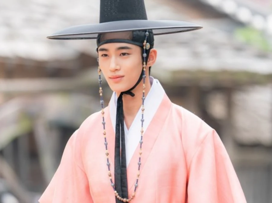 Byeon Woo Seok là mỹ nam mặc đẹp nhất Hàn Quốc 2026