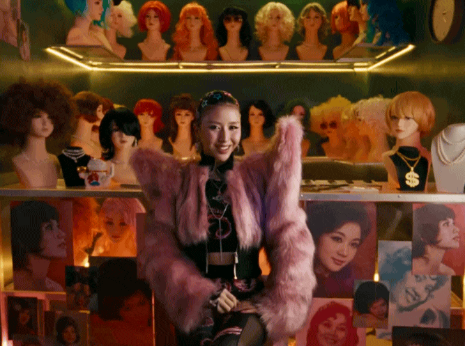 Cả cõi mạng bùng nổ với màn debut của Quỳnh Anh Shyn