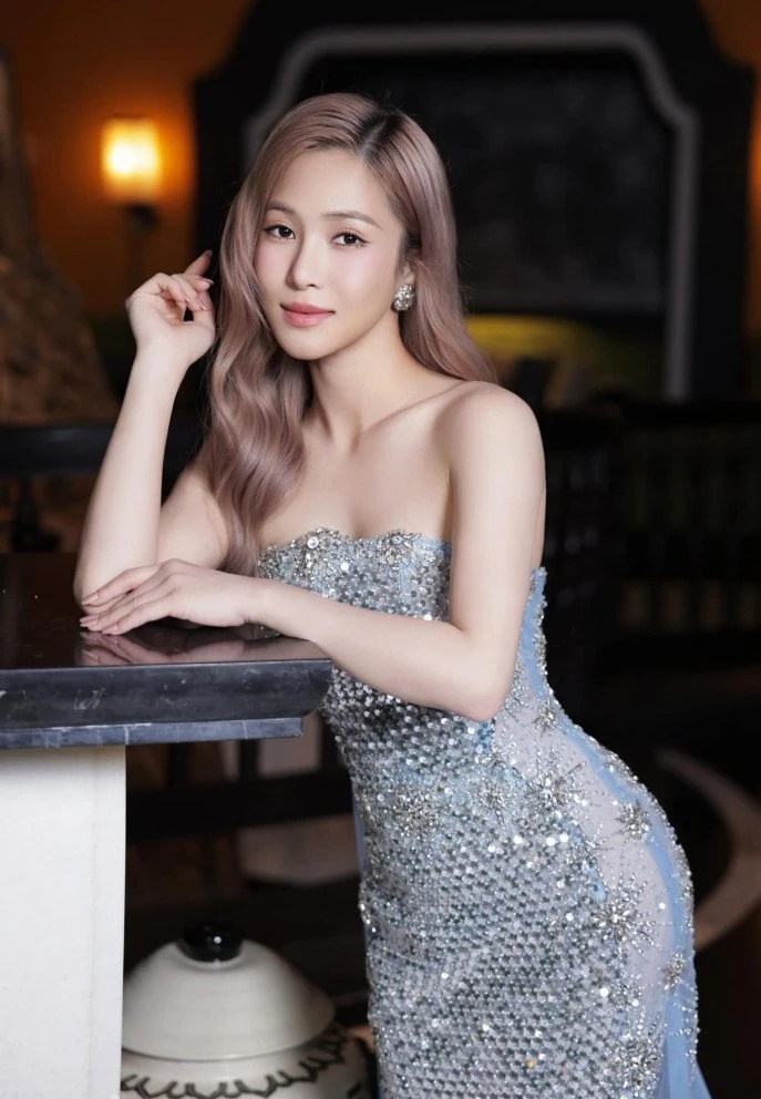 Ca sĩ Hương Tràm tuổi 31 độc thân sau đổ vỡ, ám ảnh vì lời miệt thị