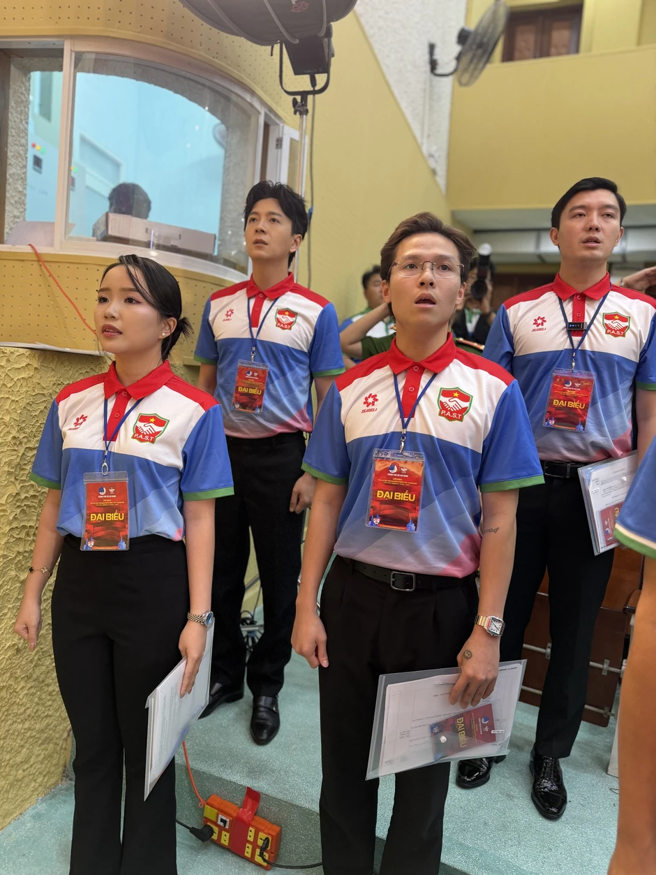 Ca sĩ Ngô Kiến Huy tham gia câu lạc bộ tại Công an TPHCM