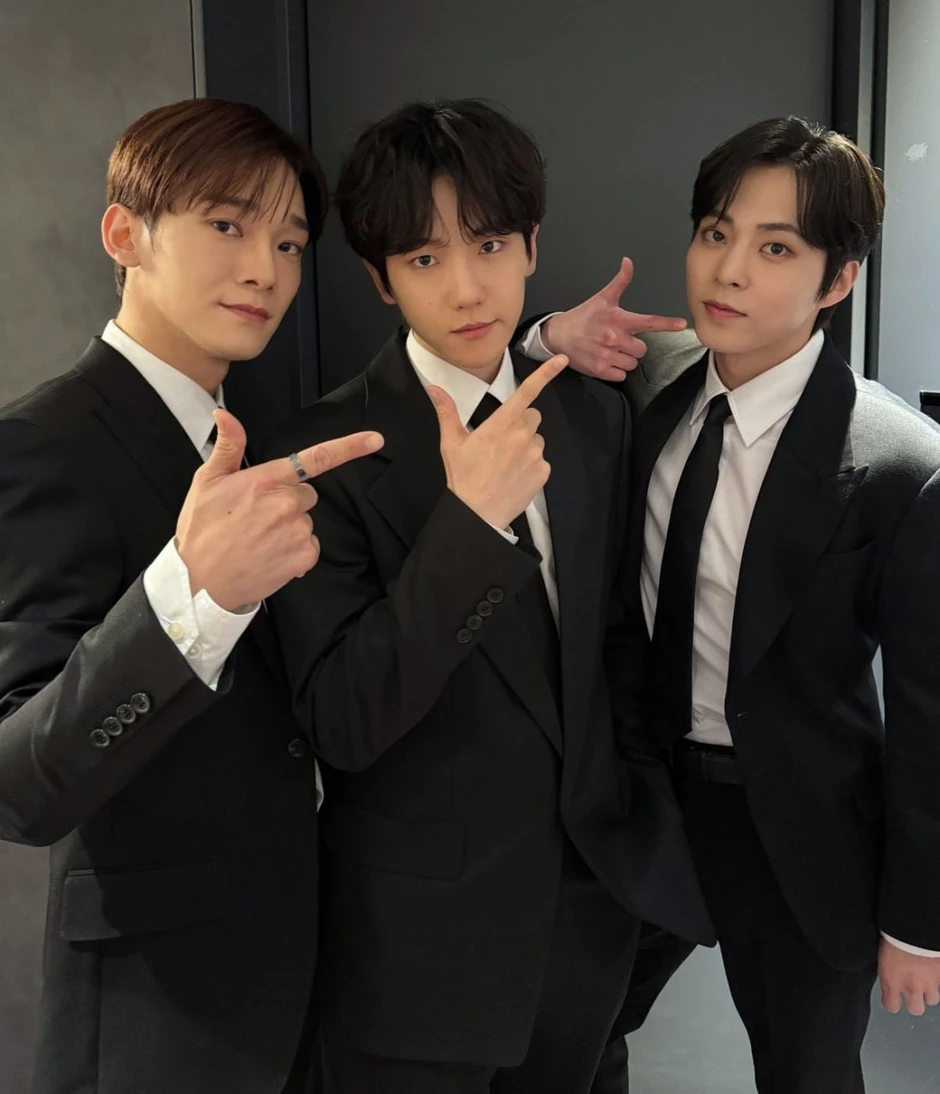 Cái kết ê chề cho EXO - CBX Cái kết ê chề cho EXO - CBX