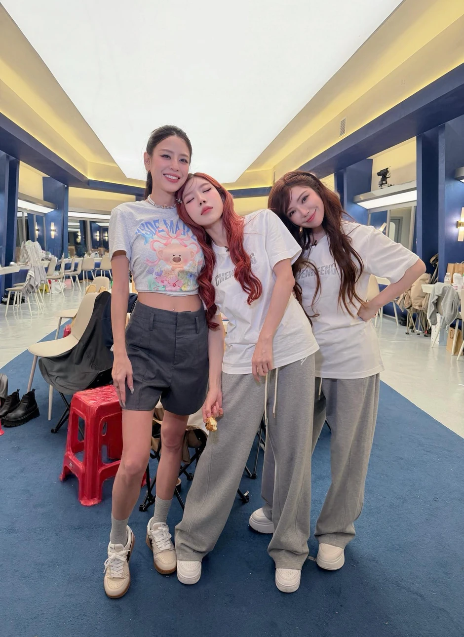 Căn bệnh chưa từng tiết lộ của Trang Pháp, tình trạng sức khỏe gây lo lắng tại Đạp Gió 2026 Căn bệnh chưa từng tiết lộ của Trang Pháp, tình trạng sức khỏe gây lo lắng tại Đạp Gió 2026