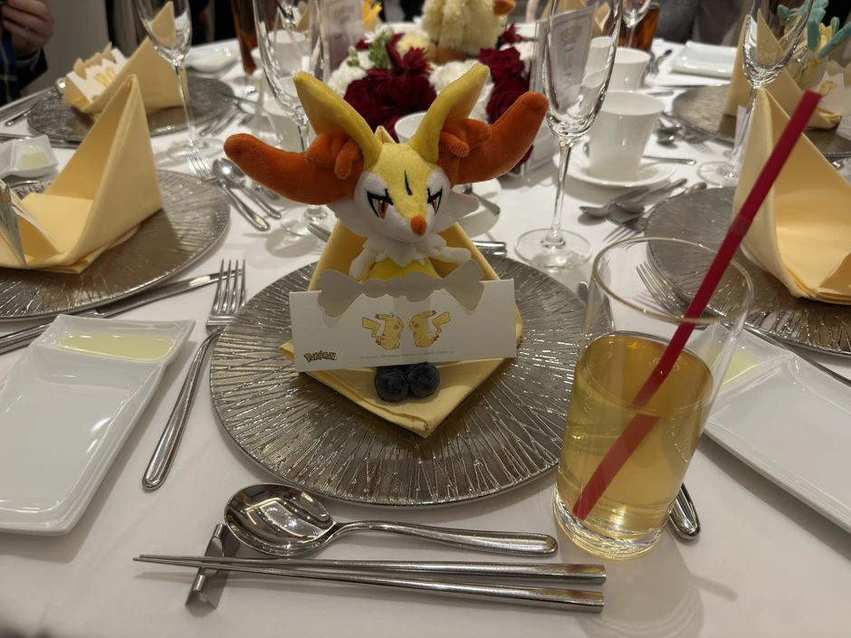 Cặp đôi Nhật Bản gây sốt với đám cưới phong cách Pokémon "độc nhất vô nhị"