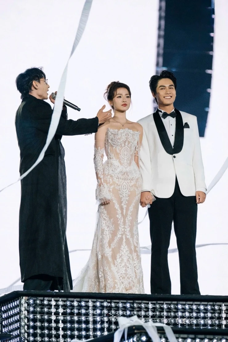 Cặp đôi “phim giả tình thật” Võ Điền Gia Huy - Tam Triều Dâng lại gây sốt