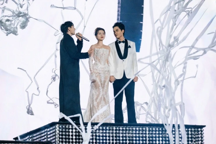 Cặp đôi “phim giả tình thật” Võ Điền Gia Huy - Tam Triều Dâng lại gây sốt